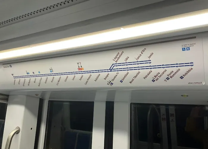Rebibbia Guest Art 2 Metro B Rzym